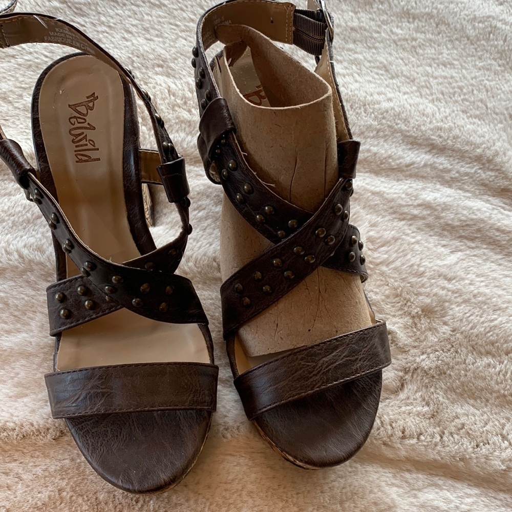 Bewild sandals for women